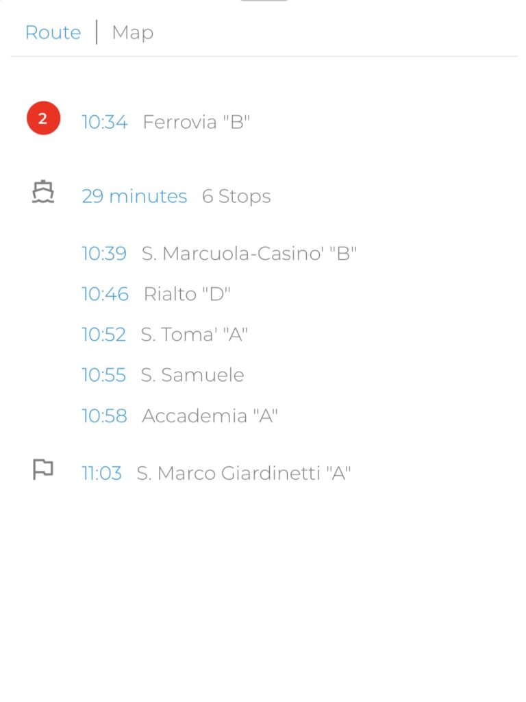 CheBateoのルート詳細画面。10時34分に駅を出発し、途中5つの停留所を経て、11時03分にサンマルコ広場へ到着するまでの全行程がリスト表示されている画面