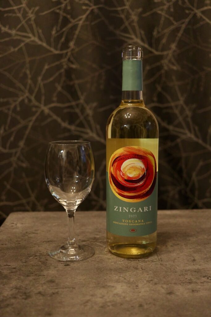 フィレンツェ、トスカーナ産のジンガリビアンコ。